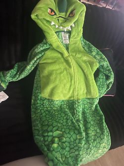 Size 7/8 costume for boys