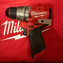 Milwaukee M12 Hammer drill driver
