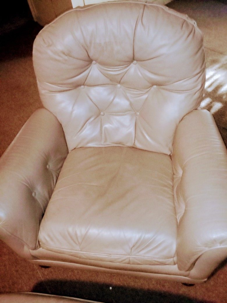 Leather Chair With Ottoman