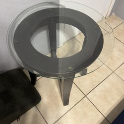 glass tables 