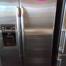 Refrigerador Pequeño for Sale in West Palm Beach, FL - OfferUp