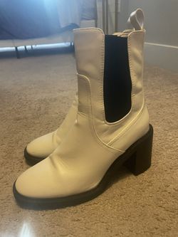 White Short Boots 