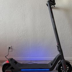 ELECTRIC  SCOOTER 🛴