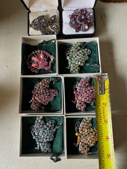 Sparkling Rhinestone Brooch butterfly, peacock, fish, jewelry, joyas gift, decor, pink, red, orange, blue, green  $3 EACH