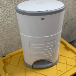 Dékor Diaper Pail