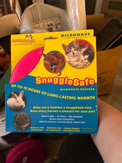 Snuggle safe pet warmer