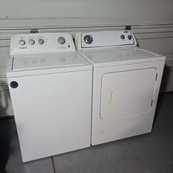 Whirlpool Set Washer And Gas Dryer Excellent Working Condition