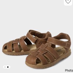 Size 2, boys huaraches from children’s place