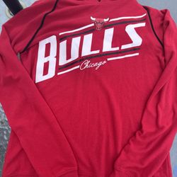 NBA Women’s Chicago Bulls Sweatshirt 