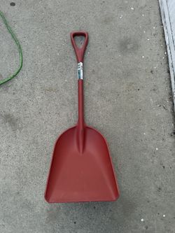 Poly Scoop Shovel