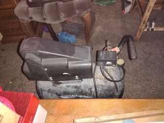 Air compressor 6 lb
