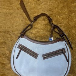 dooney and bourke Purse