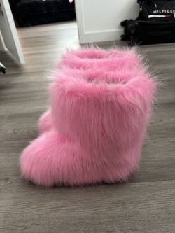 Pink Fluffy Boots Size 10