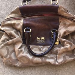 Coach handbag 12943