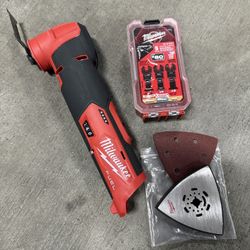 Milwaukee M12 FUEL 12V Brushless Oscillating Multi-Tool (Tool-Only).