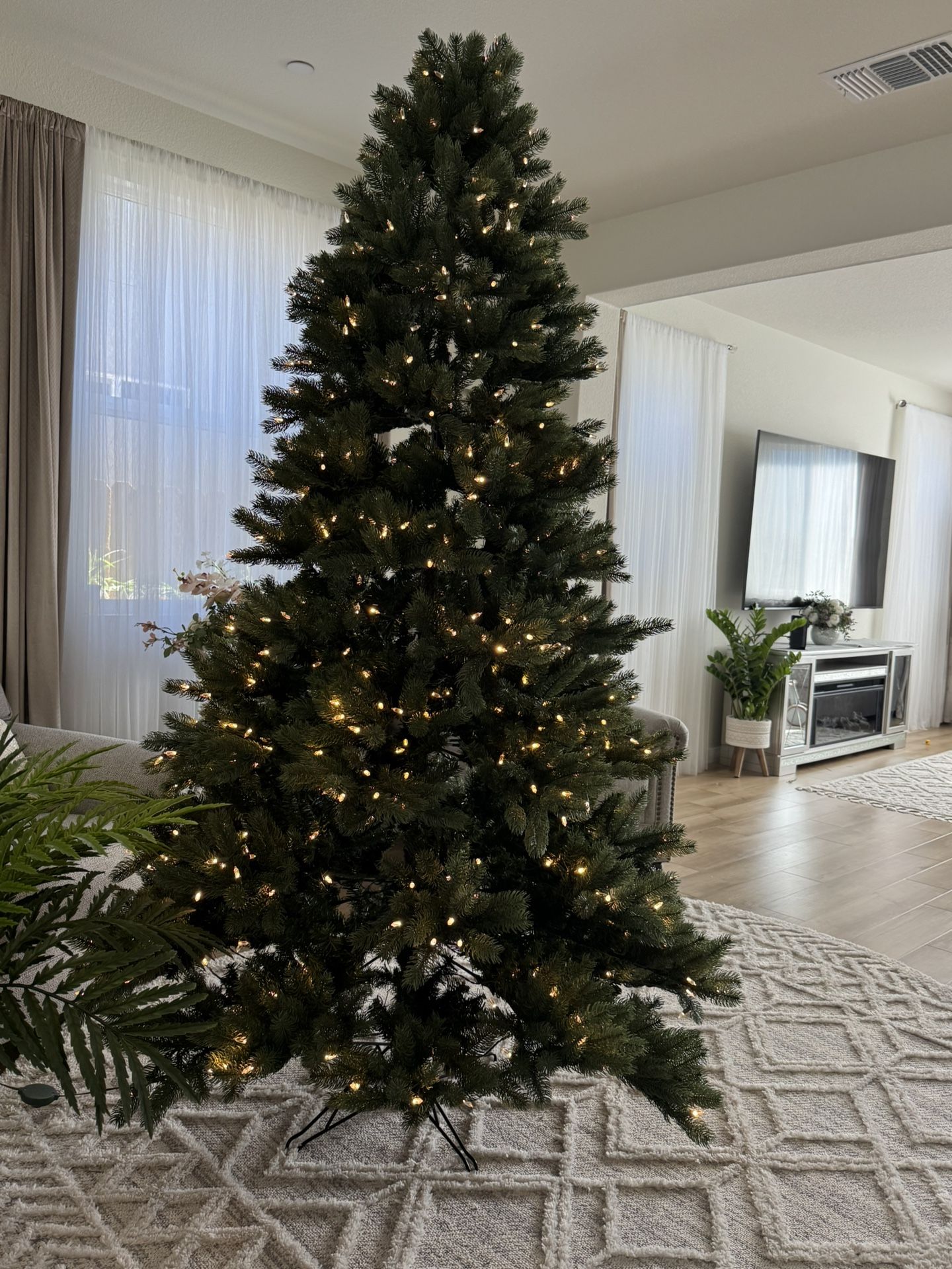 Christmas Tree, 7.5 Feet, Costco