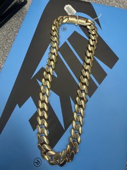 Gold Cuban