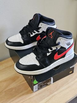 Air Jordan 1 MID (GS)