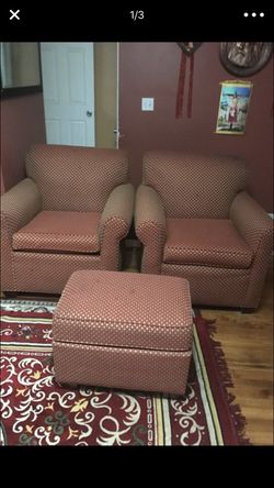 Two chairs with ottoman