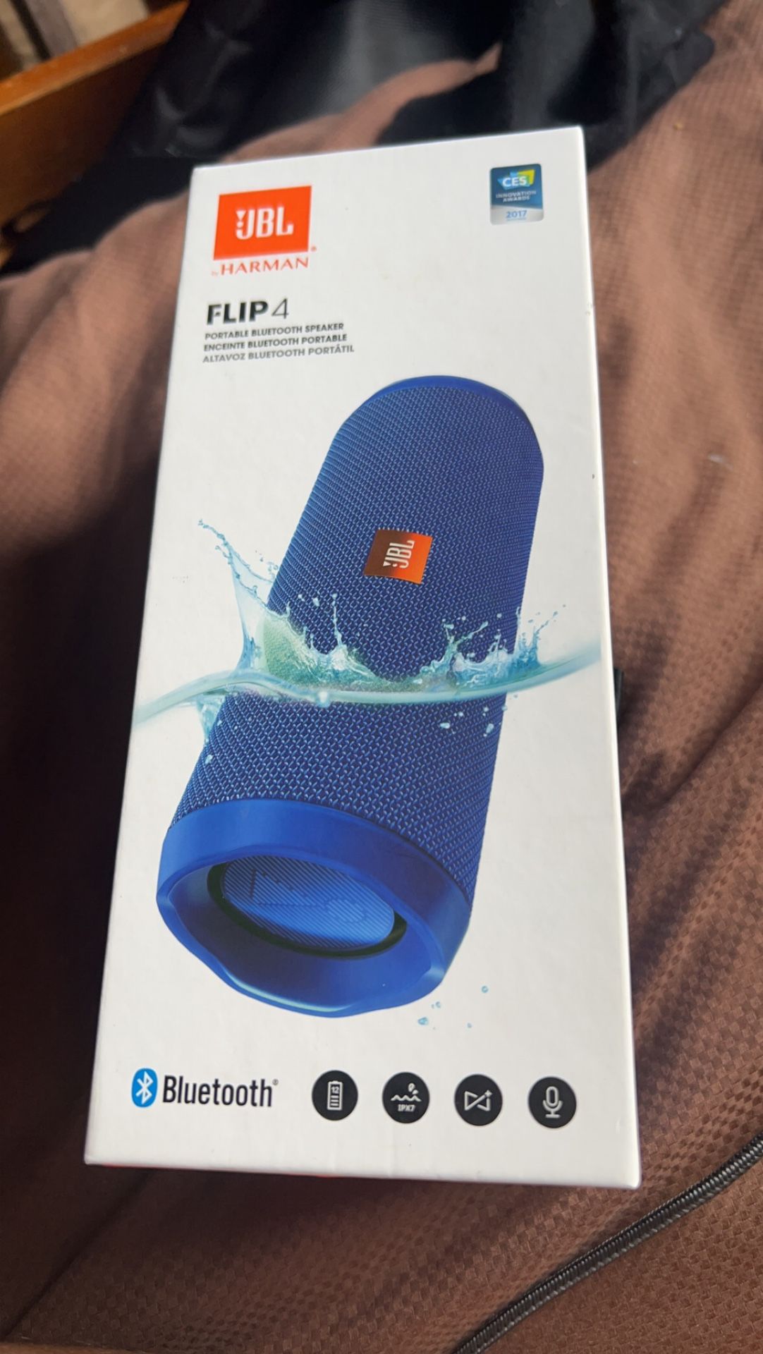 jbL Flip