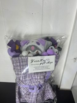 Kuromi Plushie Bouquet Valentine’s Day NEW in Packaging