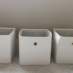 3 Storage Cubes 