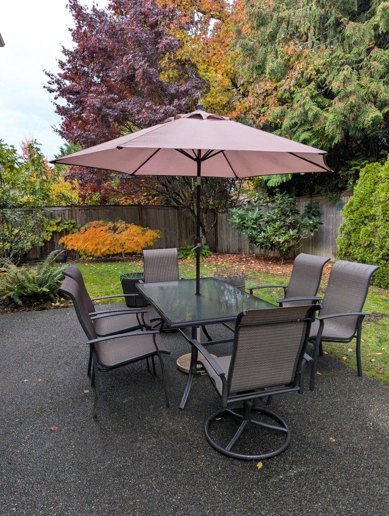 🍽️ Outdoor Patio Dining Set – Table + 6 Chairs + Umbrella + Granite Base – GREAT CONDITION!
