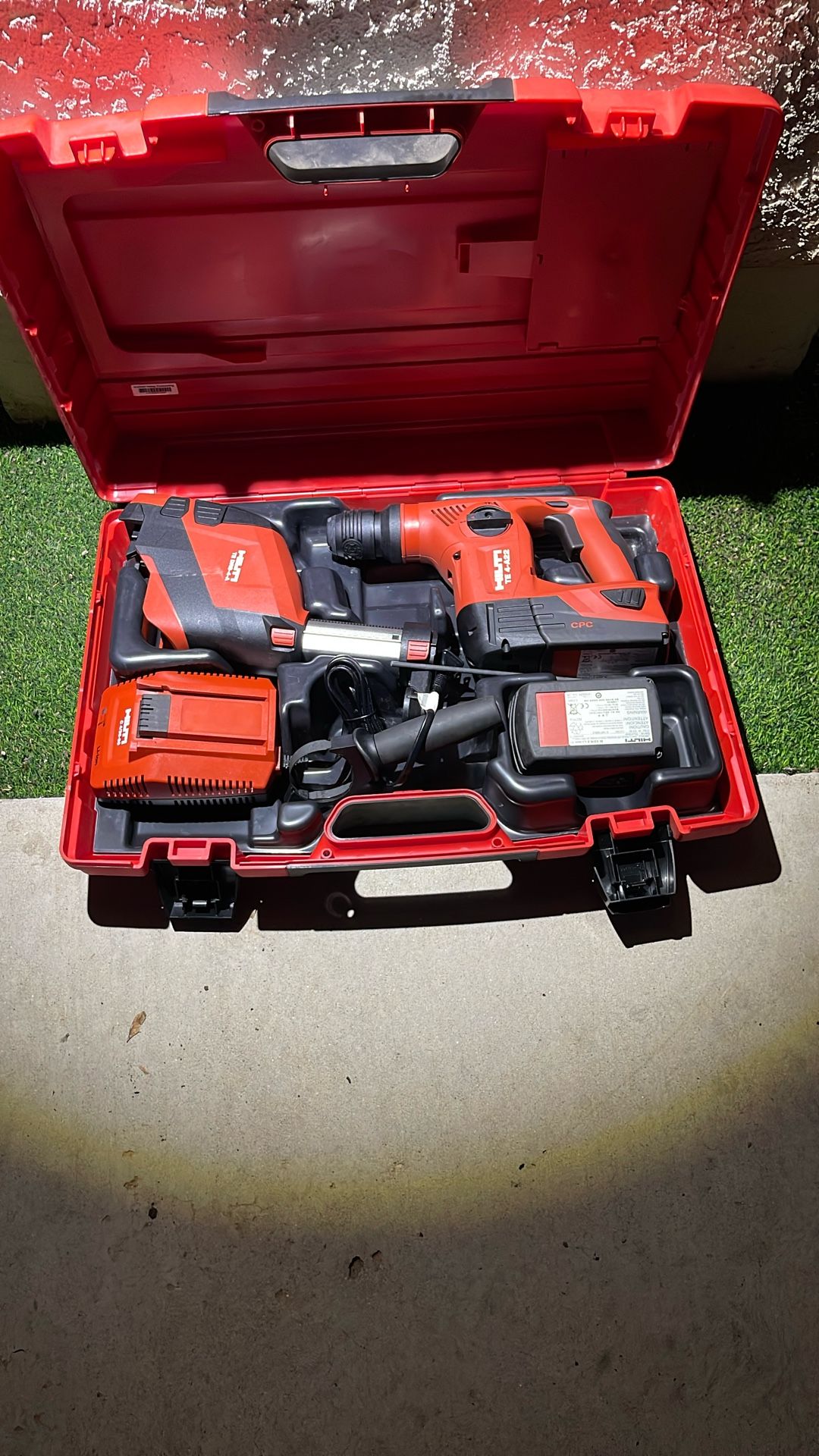 HILTI