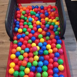 Kids Play Pit Balls (200)