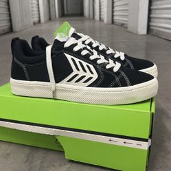 Cariuma Skateboard Shoes