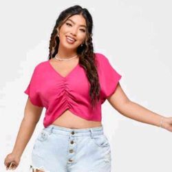 New Women's Crop Top Size XL/2X 