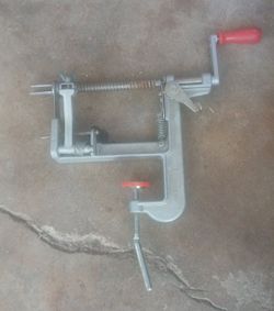 Pampered Chef Apple Peeler Corer Slice