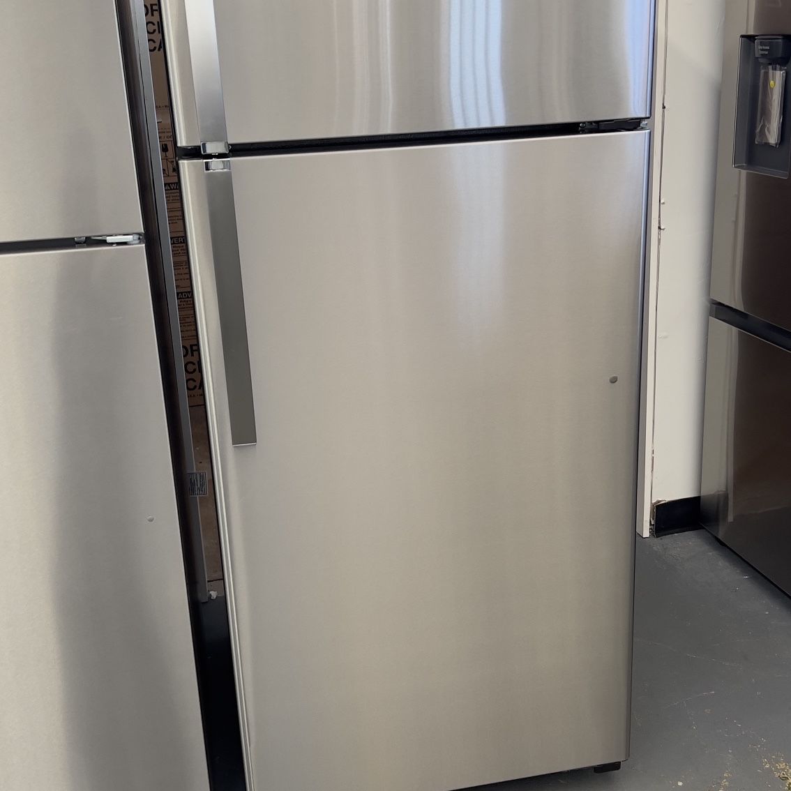 New GE Stainless Steel Refrigerator 