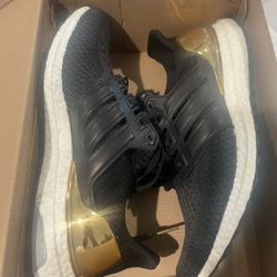 Ultraboost Gold Medal