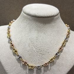 Gucci Puff Chain 