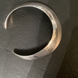  Beautiful Sterling Cuff Necklace 