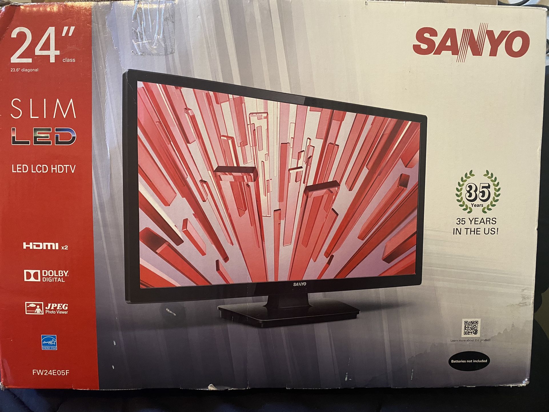 24” Flat Screen tv