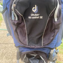Deuter Kid Comfort lll  Backpack kid carrier