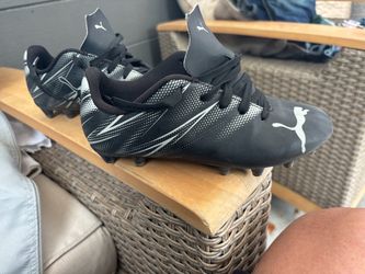 Puma kids cleets size 1.5