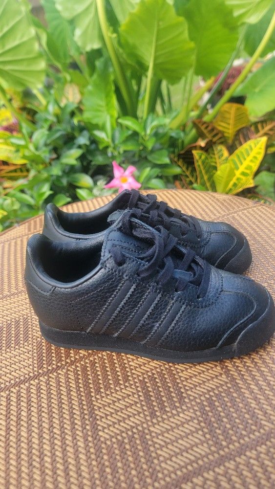 VS Pace 2.0 Shoes Kids (All Black Adidas)