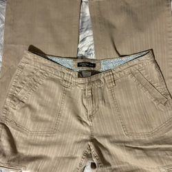 HomeWomenClothingPants & leggingsStraight-leg pantsCanyon River Blues Straight-leg pants
Member's items (72)
White dress, brand: No Comment, condition