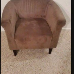 Taupe Velvet Barrel Chair...Like New!!..Very Comfortable!