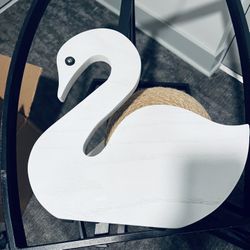 Last Call: $1 for Swan Shaped Cat Scratcher Price down