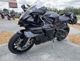 2025 Yamaha r1 OTD 13500