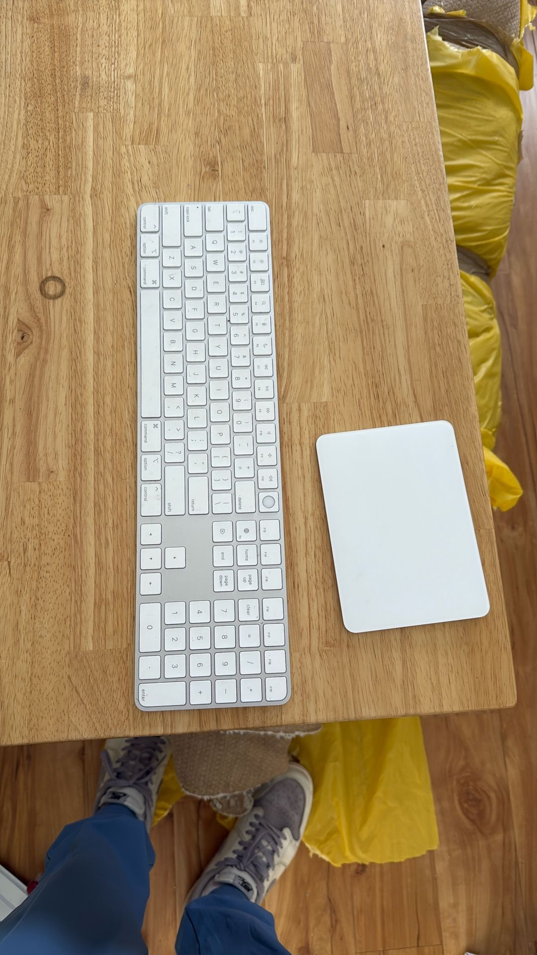 Apple Magic Pad & Keyboard