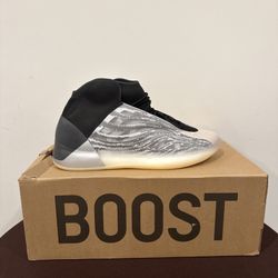 Adidas Yeezy QNTM Lifestyle Model - Size 17 - Brand New 