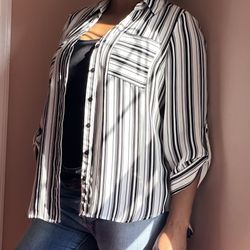 Size  M or L Black And White Shirt
