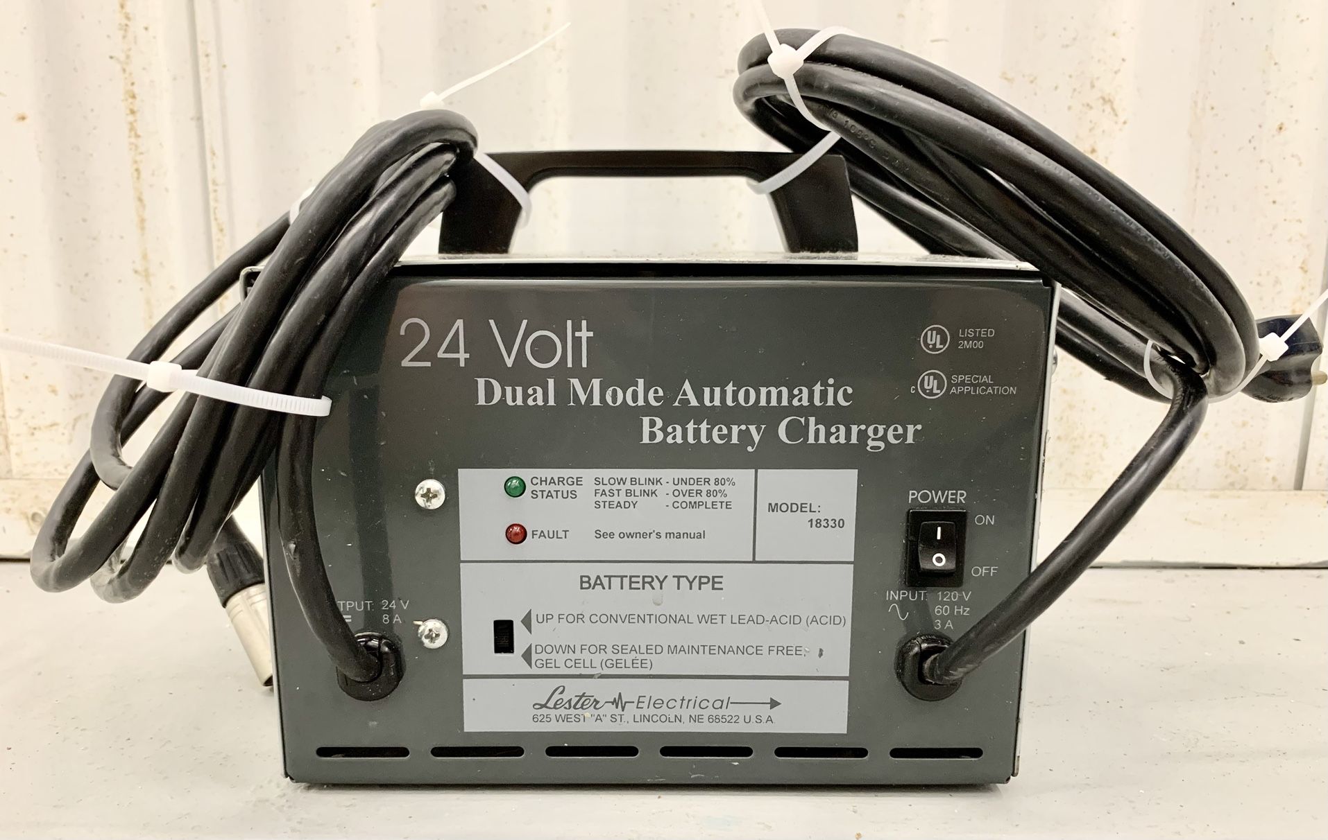 Lester Electric 24 Volt 8 Amp, Dual Mode Battery Charger, Model 18330