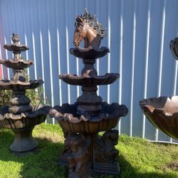 8.5’ Horse Fountain 