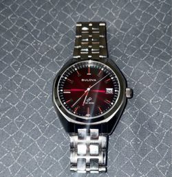 Men's Classic Jet Star Stainless Steel Bracelet Watch